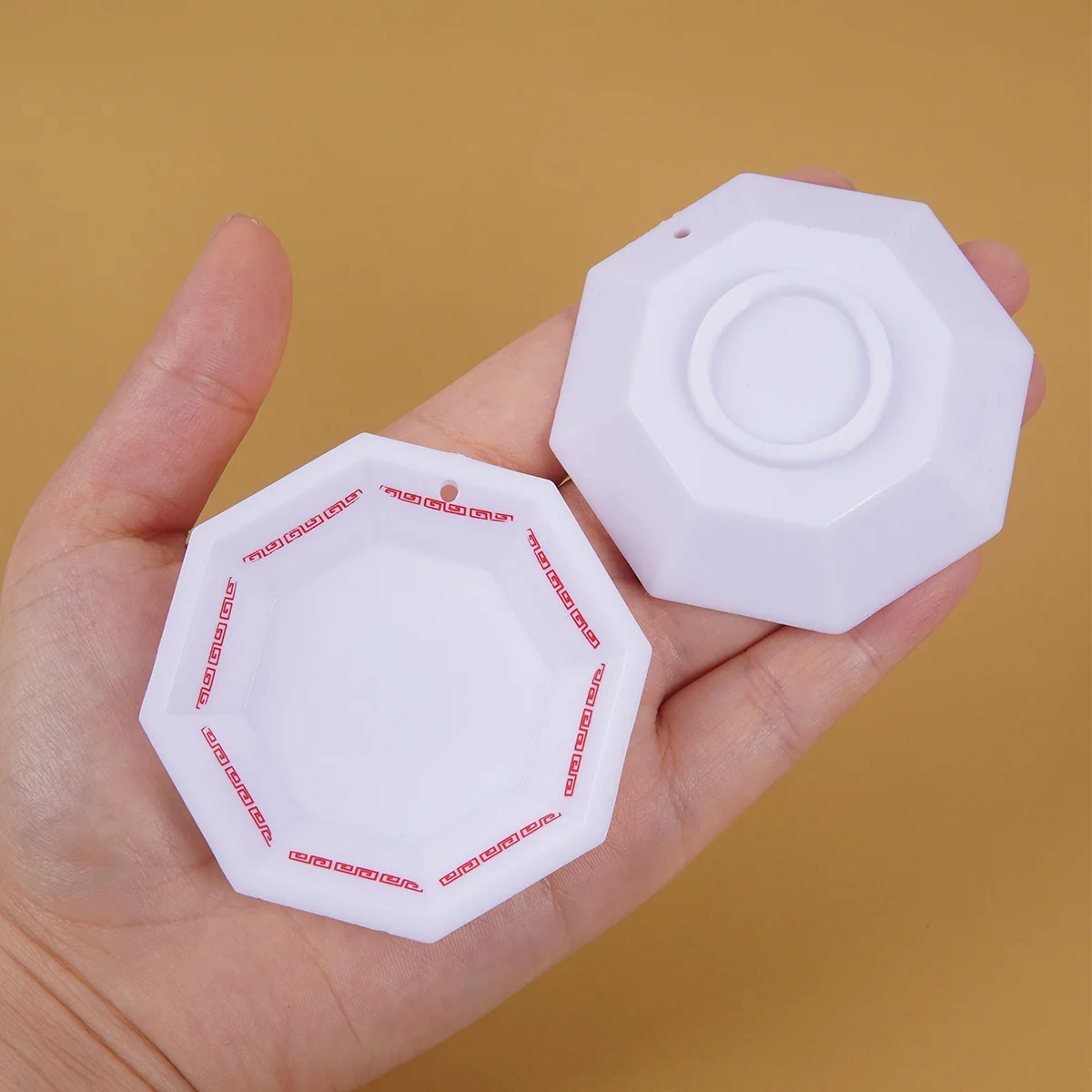 

Mini Dish with Empty Bowl Container Octagonal Plastic Model Kitchen Play House Toys Simulation Diy Handmade Doll Accessories
