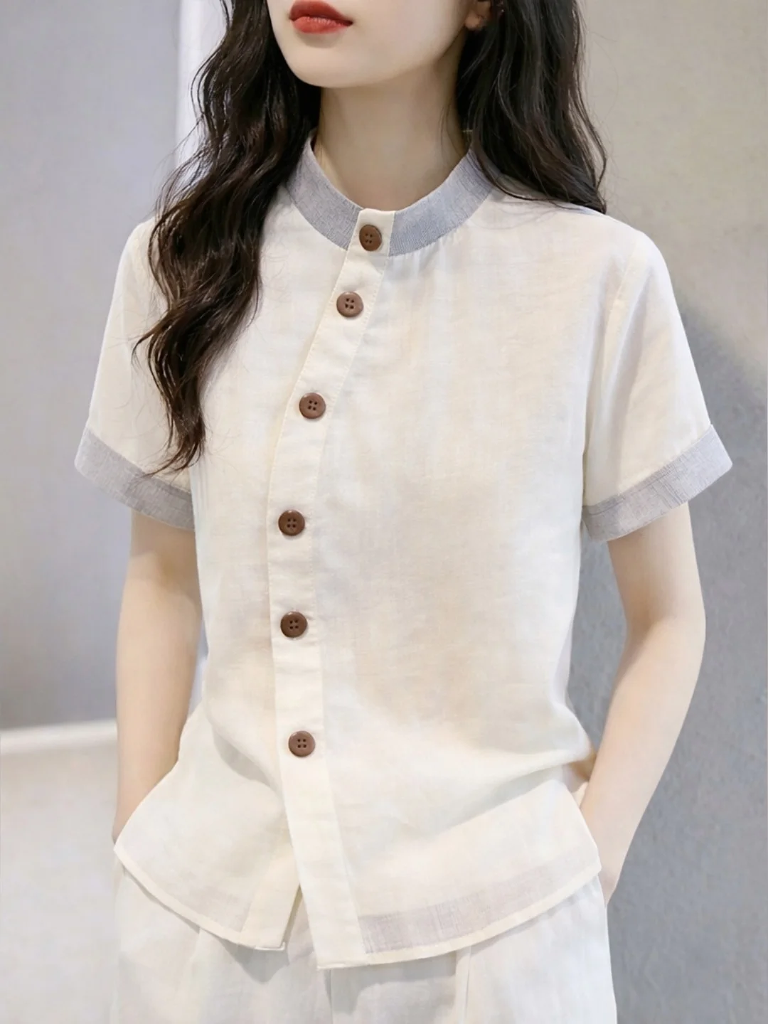 

Unique Color Block Design Single Button Short Sleeve Shirt Women's Fashionable Versatile Commute Style Korean Straight Cut Si...