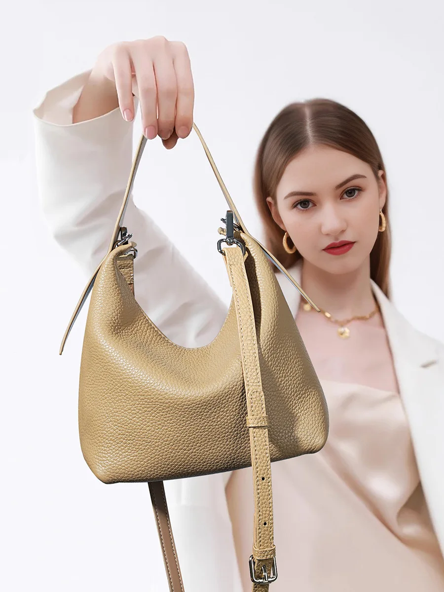 

Designer luxury bag high quality women handbag classic elegant style durable shoulder design suitable for travel shopping or off