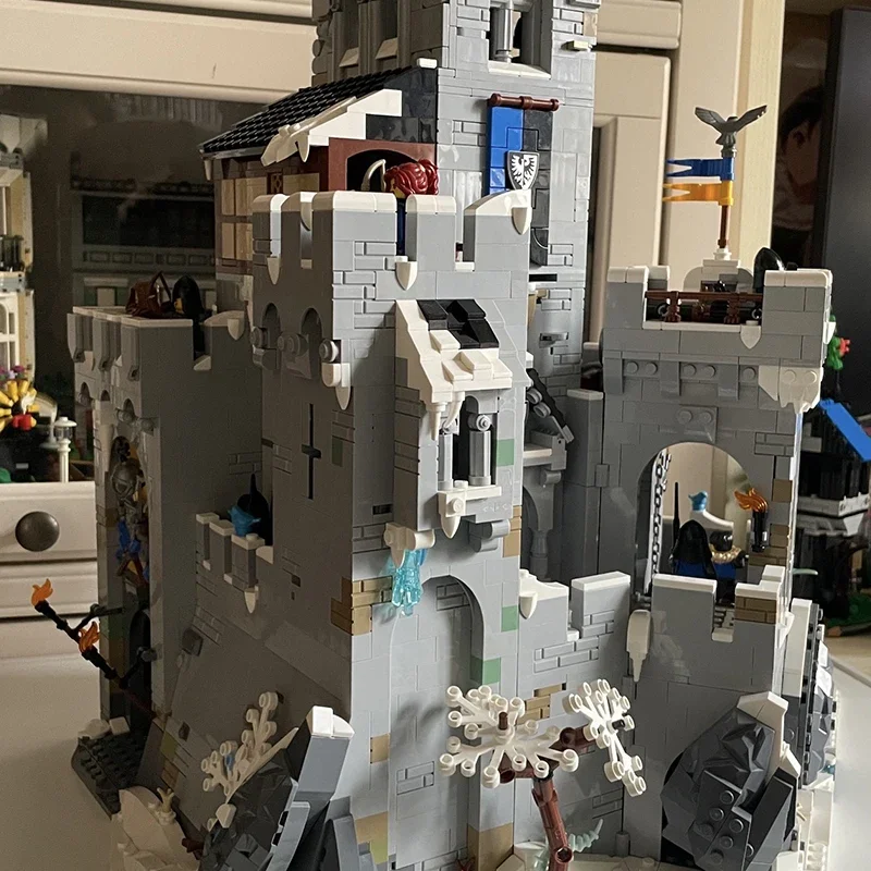 3995 Pieces Fortress Building Blocks Set Construction Bricks Toy Architecture Model Adults Birthday Christmas Gifts