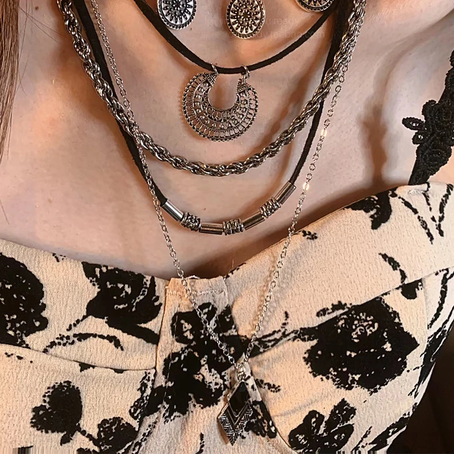 

New Trendy Boho Black Rope Multi Layered Necklace for Women Niche Design Necklace Sweet Cool Party Jewelry Vacation Gifts