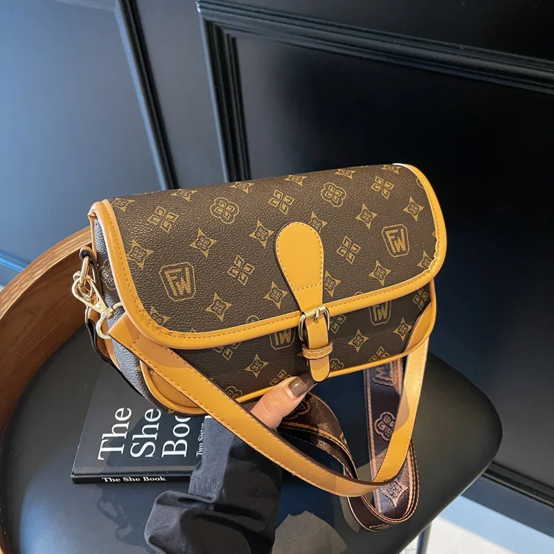 

2025 Korean-Inspired Monogram Square Bag for Women Vintage Adjustable Crossbody Shoulder Purse Luxury Day to Night Bag