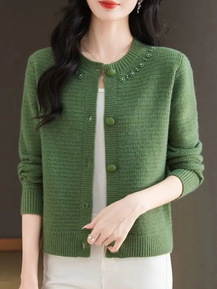 

Fashionable Long Sleeve Knitted Cardigan Women's Base Layer Top Middle-Aged Commute Style Regular Fit Button Detail Coat