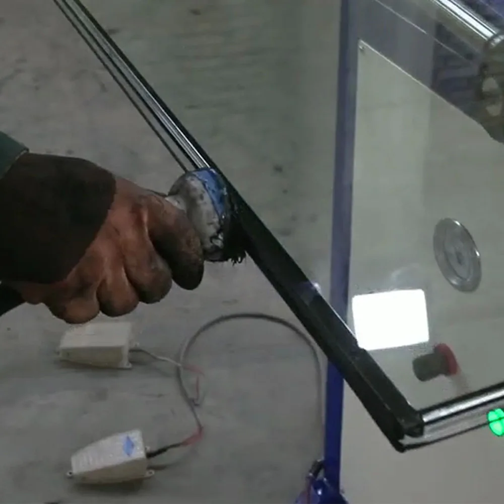 Hollow glass gluer, automatic caulking glue machine accessories, glue head, door and window glue applicator glue nozzle