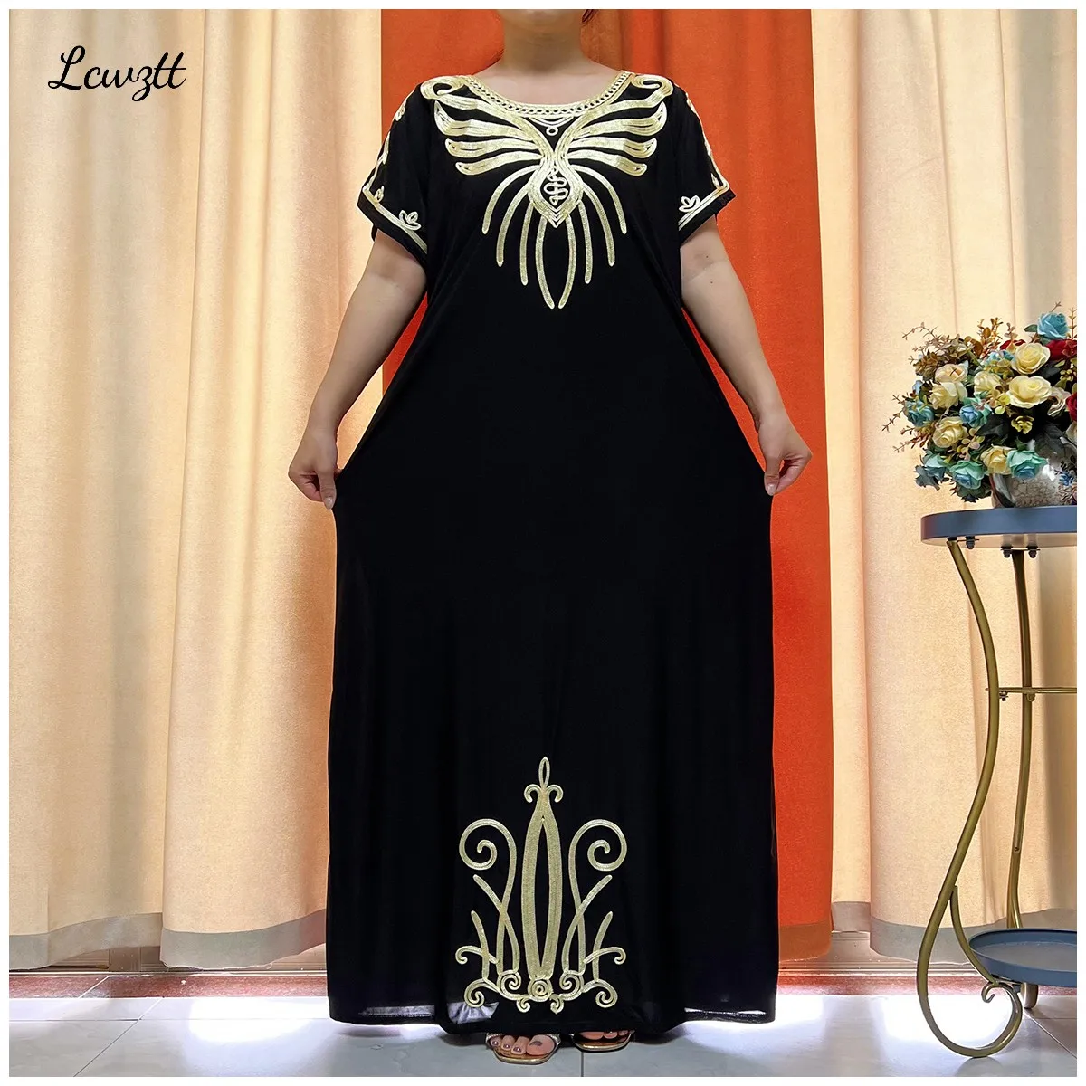 2024 Latest Arrival Kaftan Ice Silk Fabric Embroidery Process Long Loose Dress Muslim African Women Dress Islamic Clothing