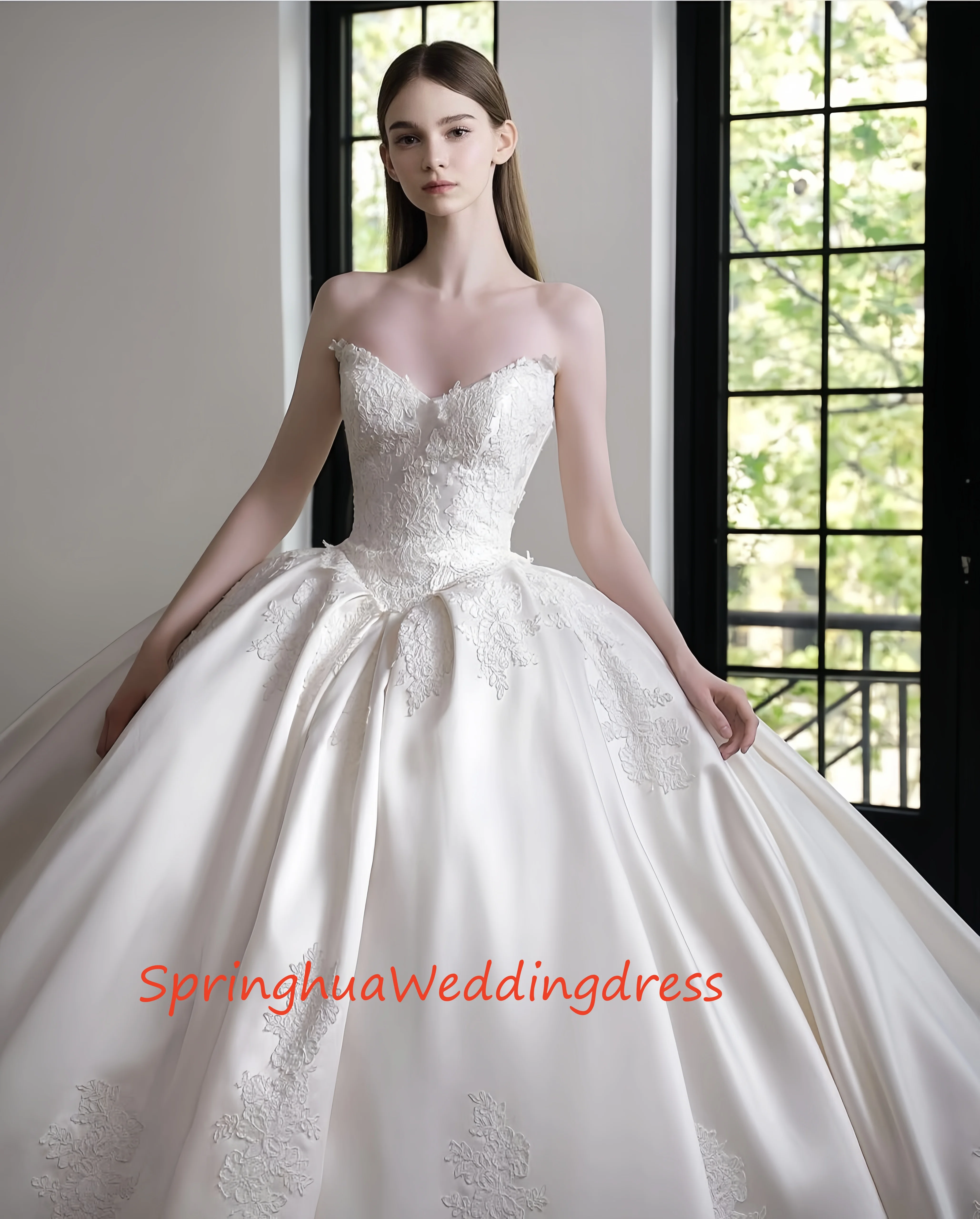 Op maat gemaakte elegante bruidsjurken, tweedelige trouwjurken, appliqué geborduurde gezwollen rokken, balfeestjurken, kerkfoyer g