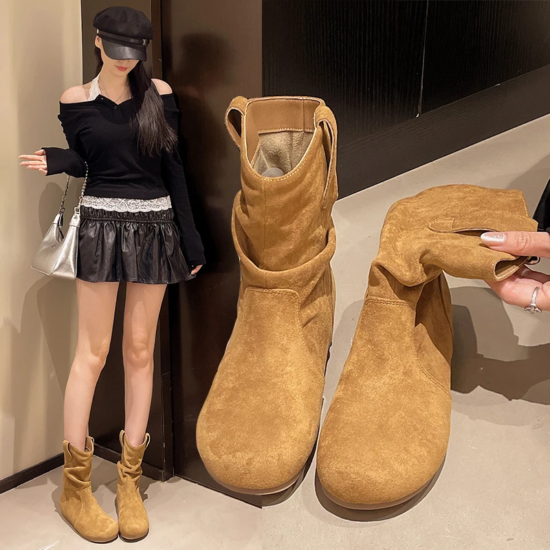 

2025 NEW Comfortable Flat Bottom Short Boots Pure Color Folded round Head Retro Women's boot for Outdoor Wear
