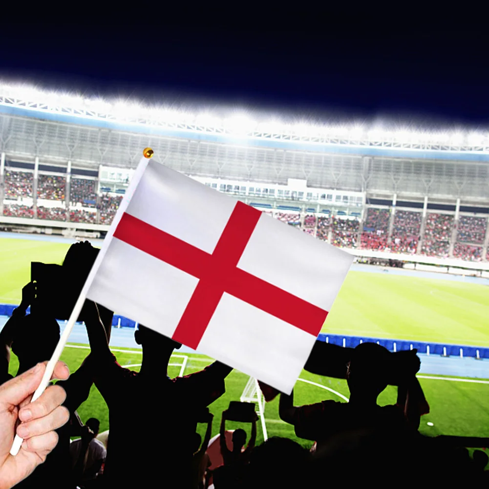 24 قطعة علم صغير مع أقطاب أعلام الدولة العالمية أعلام المنتخب الوطني لتزيين الحفلات والنوادي الرياضية