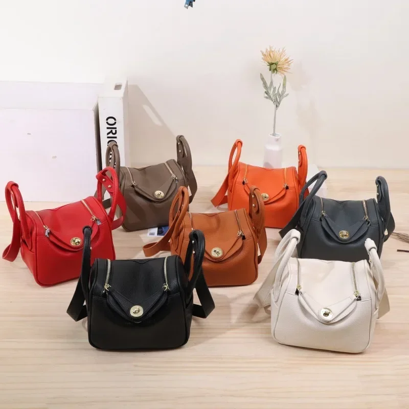 

Luxury Paris Style Crossbody Bag Women's Minimalist Leather Purse Vintage Designer Solid Color Commuter Shopper Fashionable Tote