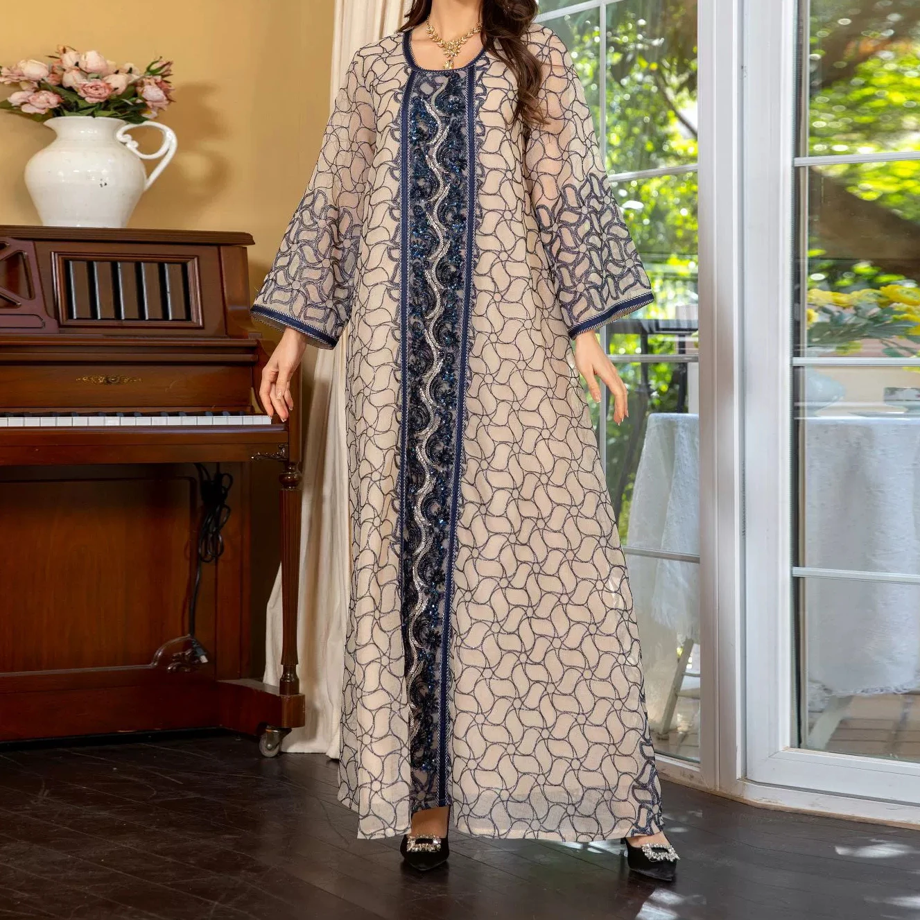 

Muslim sequin embroidery fashion mesh embroidered dress robe Dubai robe-GZXX559