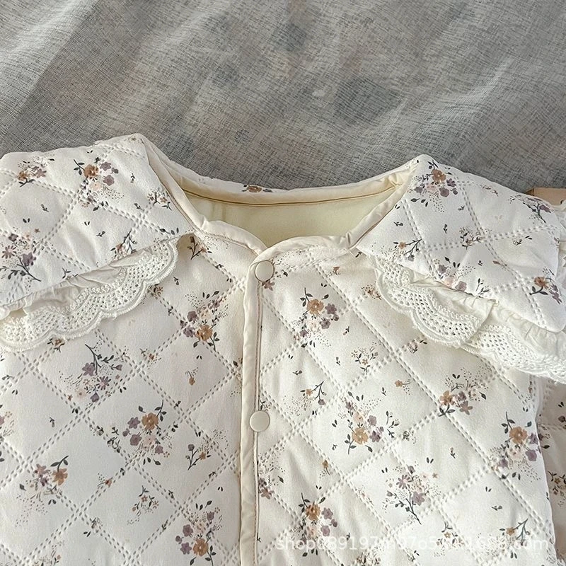 Baby Clothing Floral Romper 2026 Spring autumn New Fashionable Baby Onesie Korean Style Lace Lapel Floral Long Romper