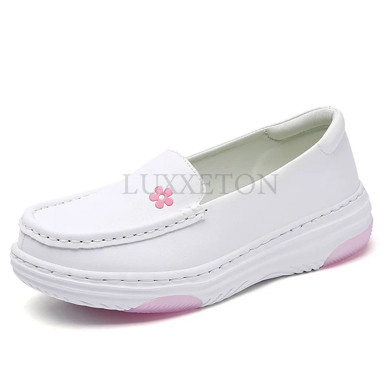 High Quality Women Shoes for Nurses Non Slip Comfortable Flat Casual Work Shoes Wedge Heeled Thick Soled White Shoes for Women