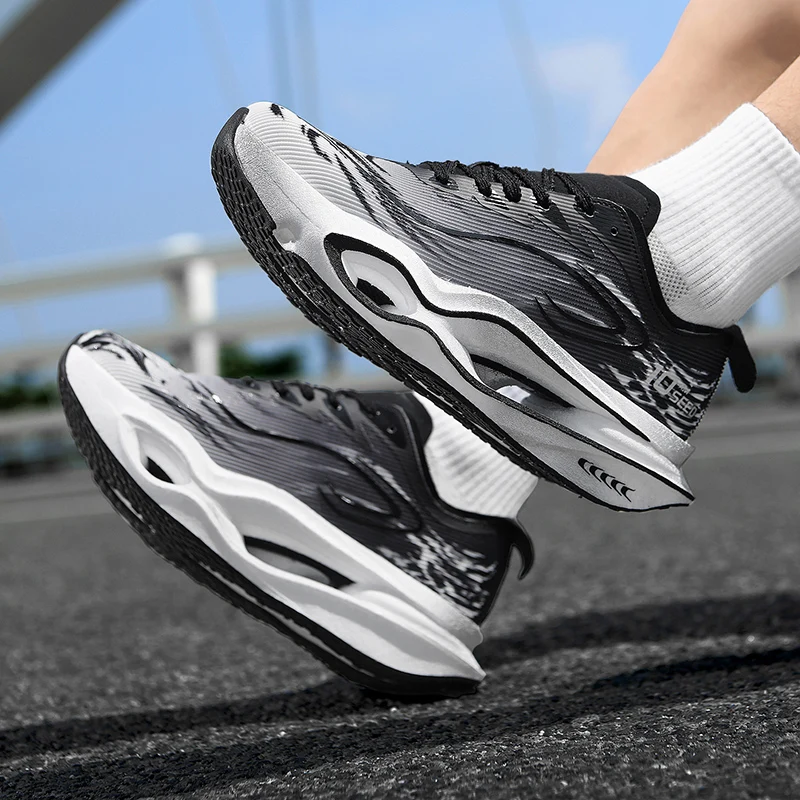 Herren-Freizeitsportschuhe, trendige Laufschuhe mit Tiger-Muster, Sportschuhe mit hohler Dämpfungsoptik, leichte, atmungsaktive Laufschuhe aus Mesh-Material, rutschfest und abriebfest, ideal für Jugendliche, Campus-Marathon-Training und Outdoor-Aktivitäten. – Detail 12