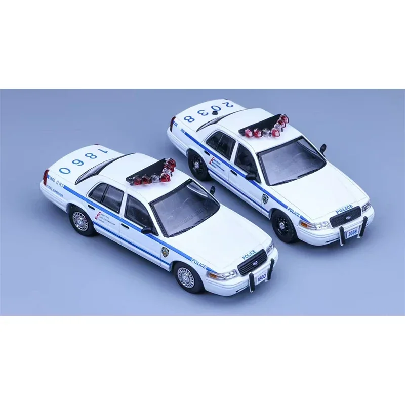 Presale Rollin 1:64 Crown Victoria CV NYC Patrol Supervisor MK2 EN114 Diecast Diorama Car Model Collection Miniature Toys