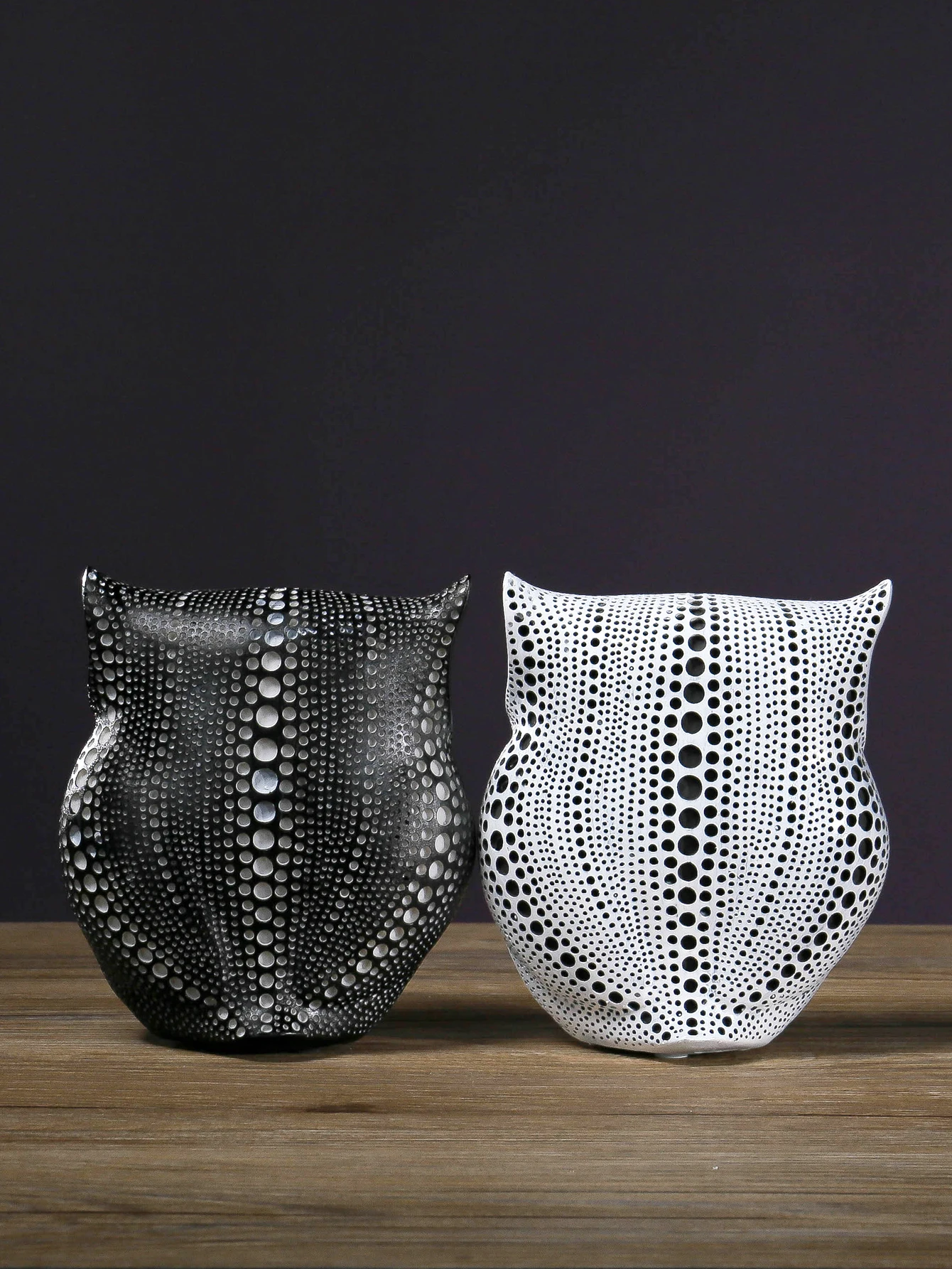 Black White Owl Statues 2