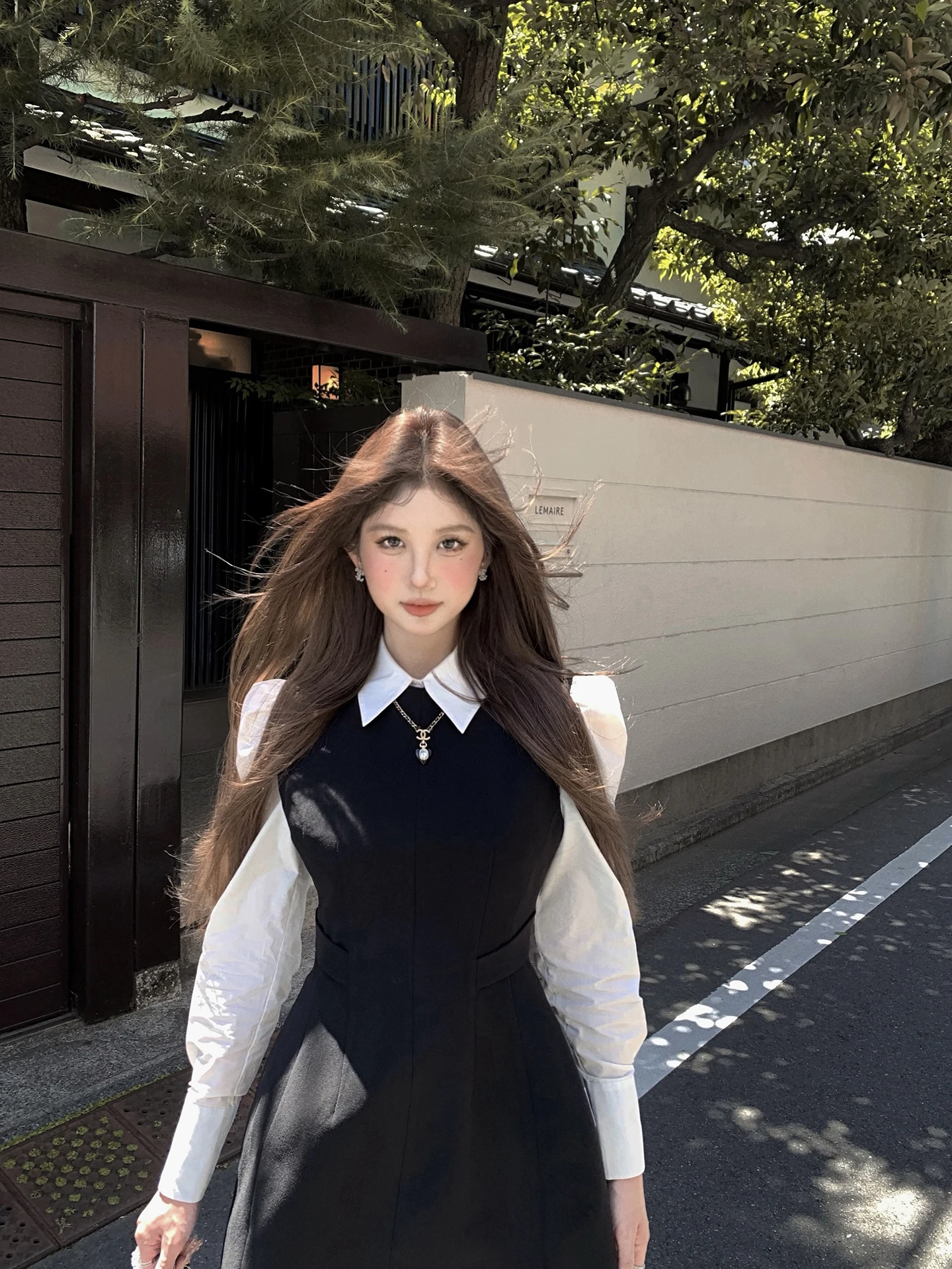 

Женский комплект Tongiiuu: жилет и юбка с завышенной талией, утягивающая фигуру короткая юбка, длинный рукав, весенний повседневный модный наряд для работы и отдыха