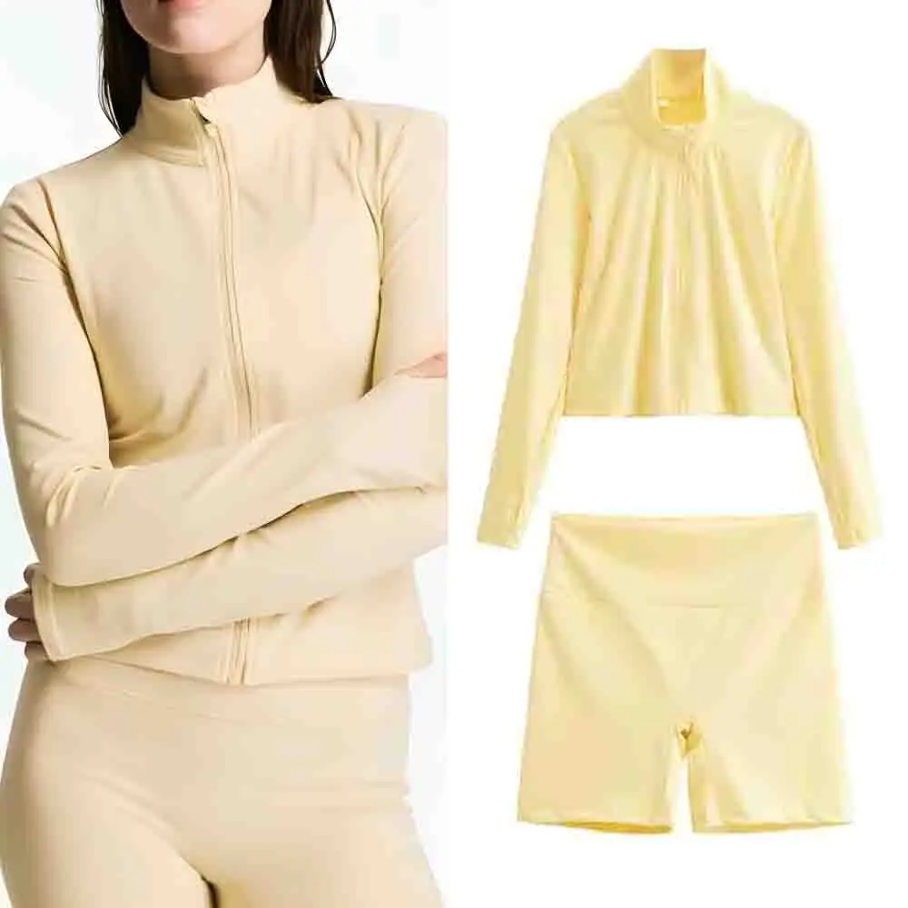 

2025 women's fashion slim stand collar top long sleeved zipper cycling top retro women's running clothes chic top+shorts suit