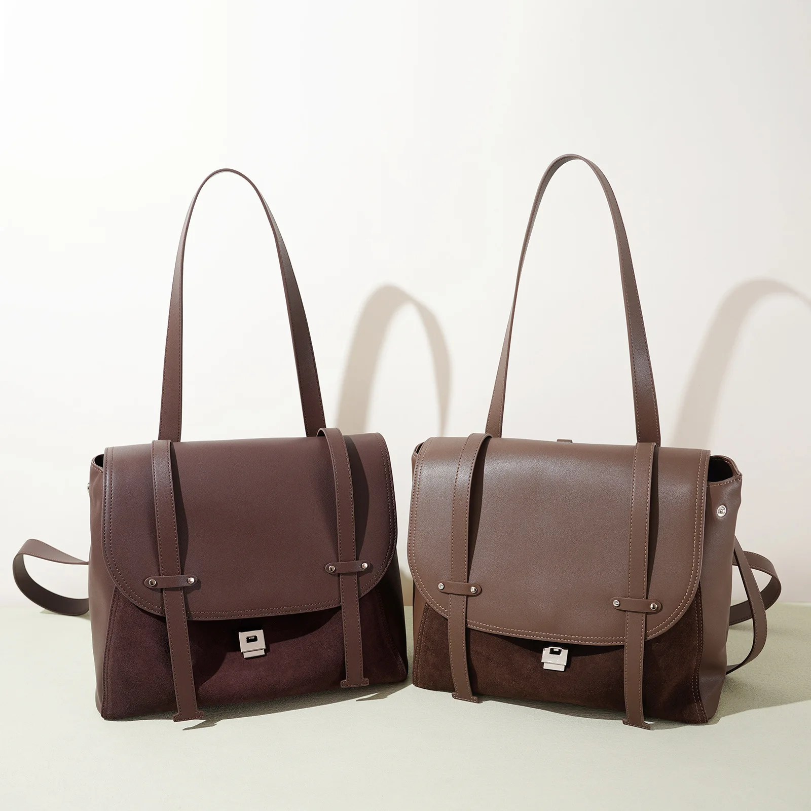 

New Korean Style Minimalist Elegant Handbag for Women Unique Versatile Design Fashion Trendy Backpack for Daily Commute