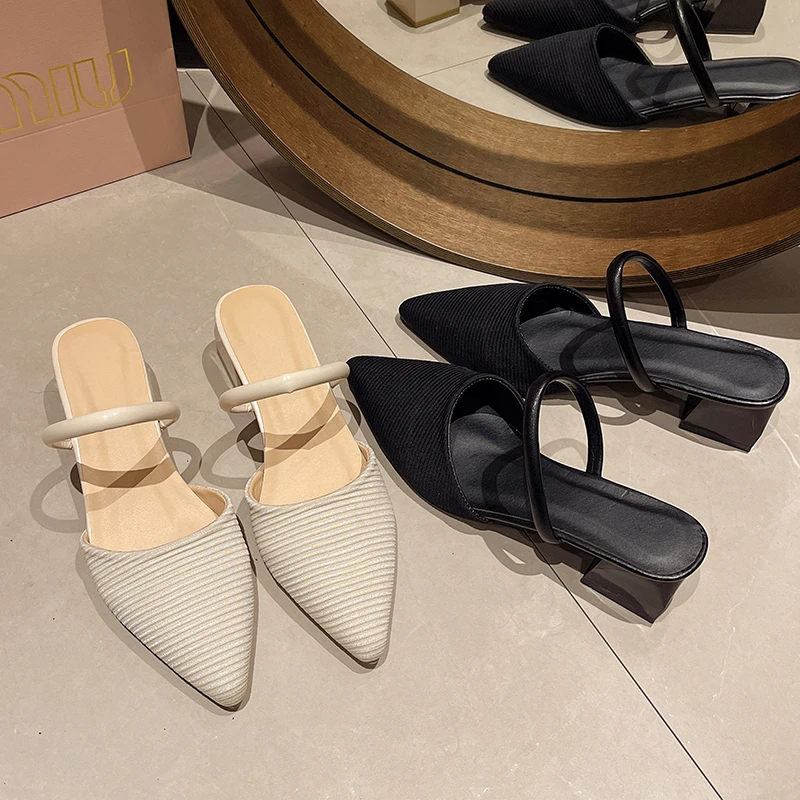 

2024 New Hot Summer Style Comfortable Women's Shoes Casual Pointed Toe Thick Heel Solid color Outdoor Ladies Flip-flops Sandals