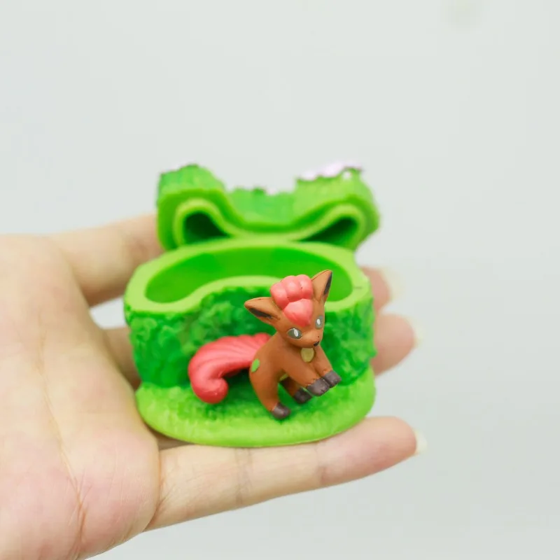 Pokemon Anime Figura Pikachu Magikarp Squirtle Butterfree Psyduck Bulbasaur Vulpix Portapenne da tavolo Scatola cieca Giocattoli Regali per bambini