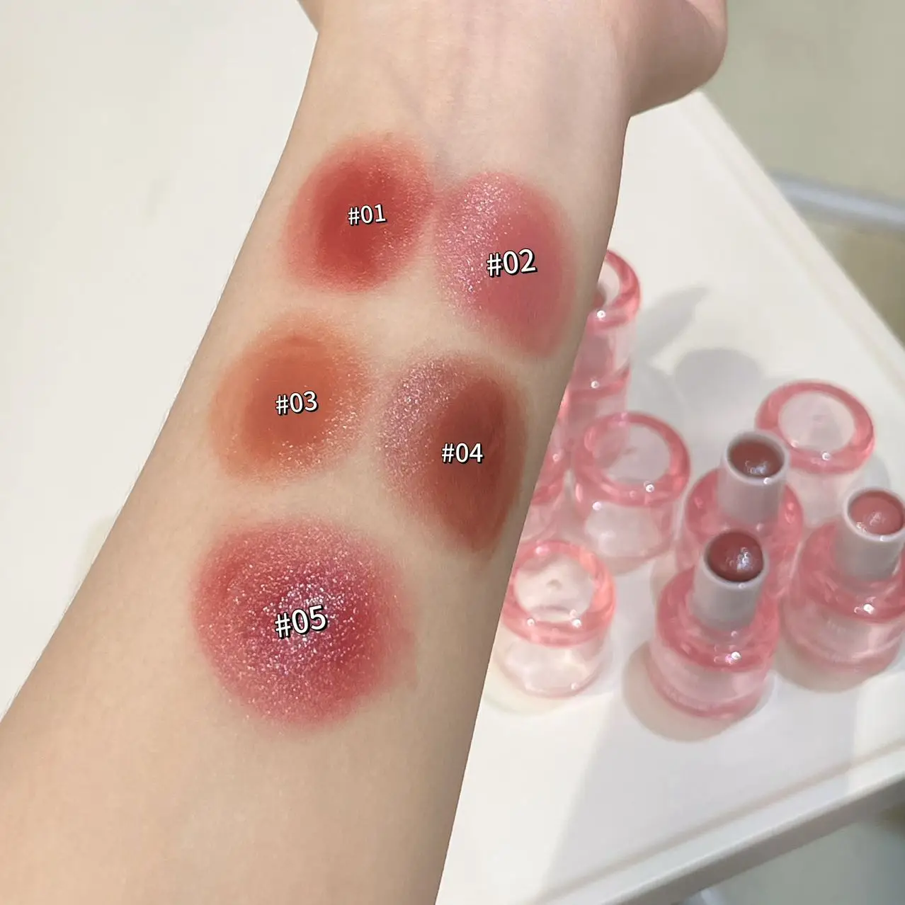 HERORANGE Sparkling Mirror Water Light Lipstick Clear, Natural, Whitening, Moisturizing and Durable Suitable for Beginners