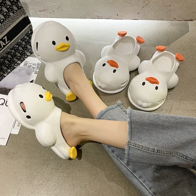 Baotou Summer Outside Wear Duck Sandals and Slippers at Home Comfort Set Foot Beach Shoes Slippers