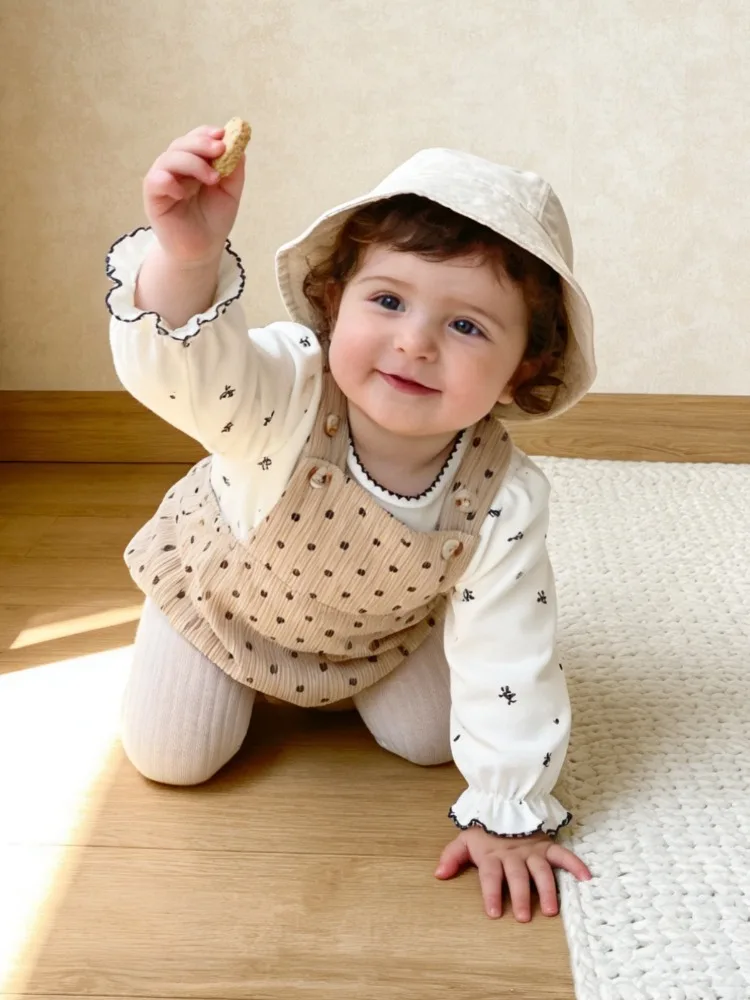 Cute baby Rompers o-neck long sleeved printed base shirt+sleeveless polka dot shoulder strap jumpsuit 2-piece set New Bodysuit