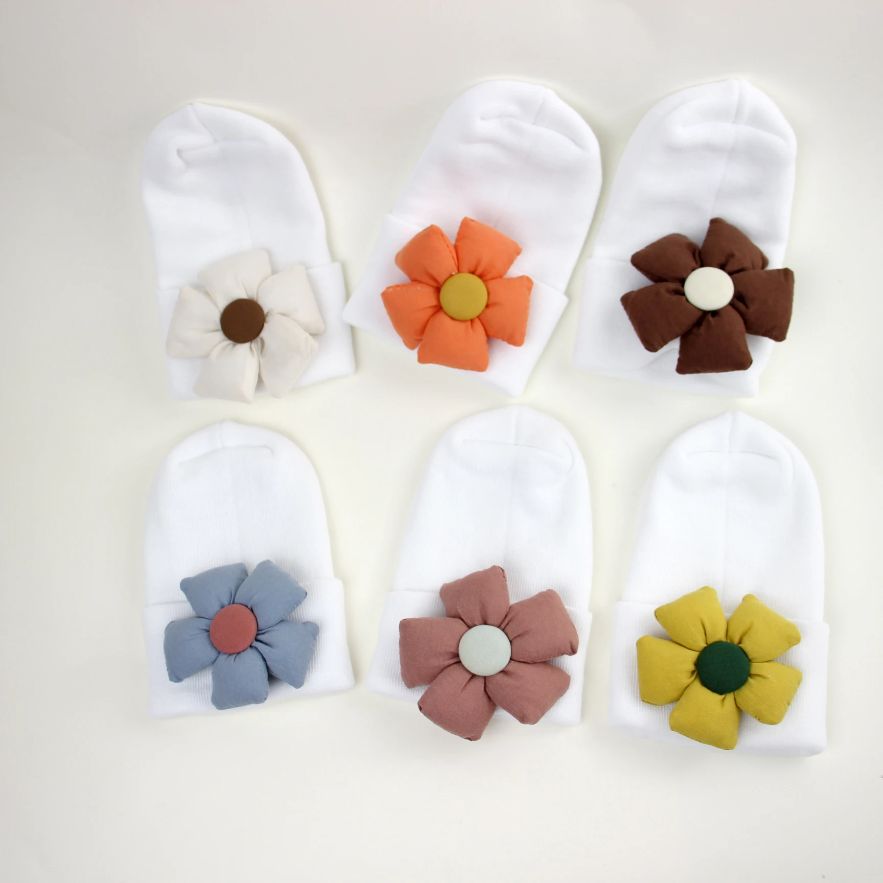 

0-6months Infant Newborn White Hat Knitted Bonnet Baby Girls Flower Knit Bonnet Toddlers Wool Cotton Knit Beanie Bebe Gorras