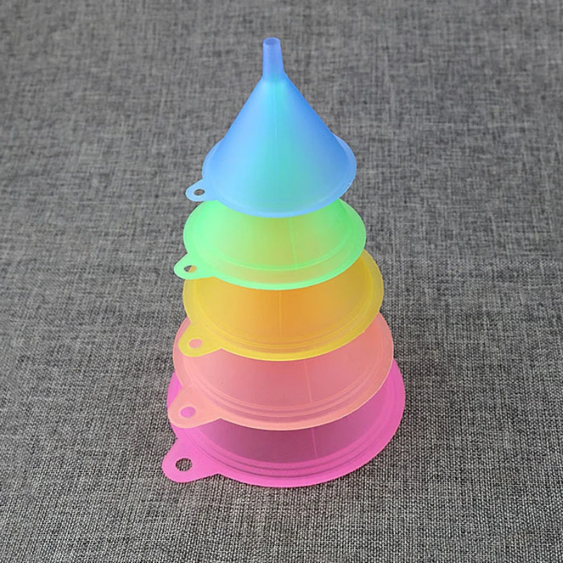 New Colorful Plastic Small Funnels Liquid Oil Funnel Home Kitchen Function Plastic Funnel Set Liquid Dispensing Tool