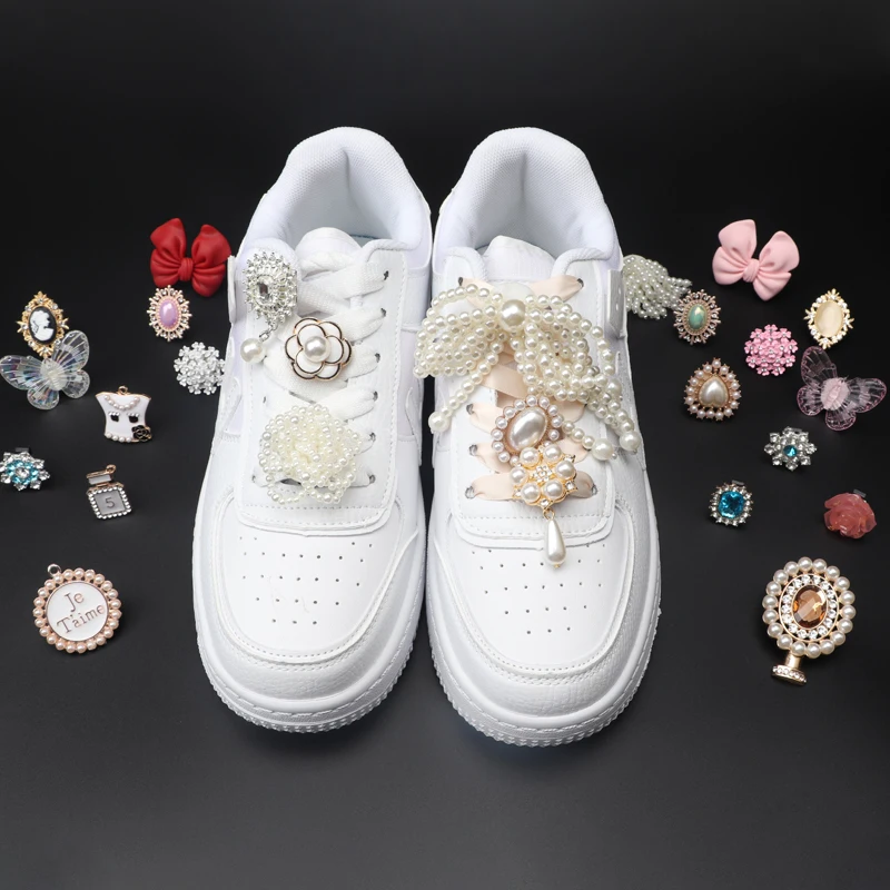 Shoelaces Clips Buckle Decorations Shoe Charms Rhinestones Pearl Gem Girl Gift for Sneakers Casual Fashion Shoes Accessory 1PCS