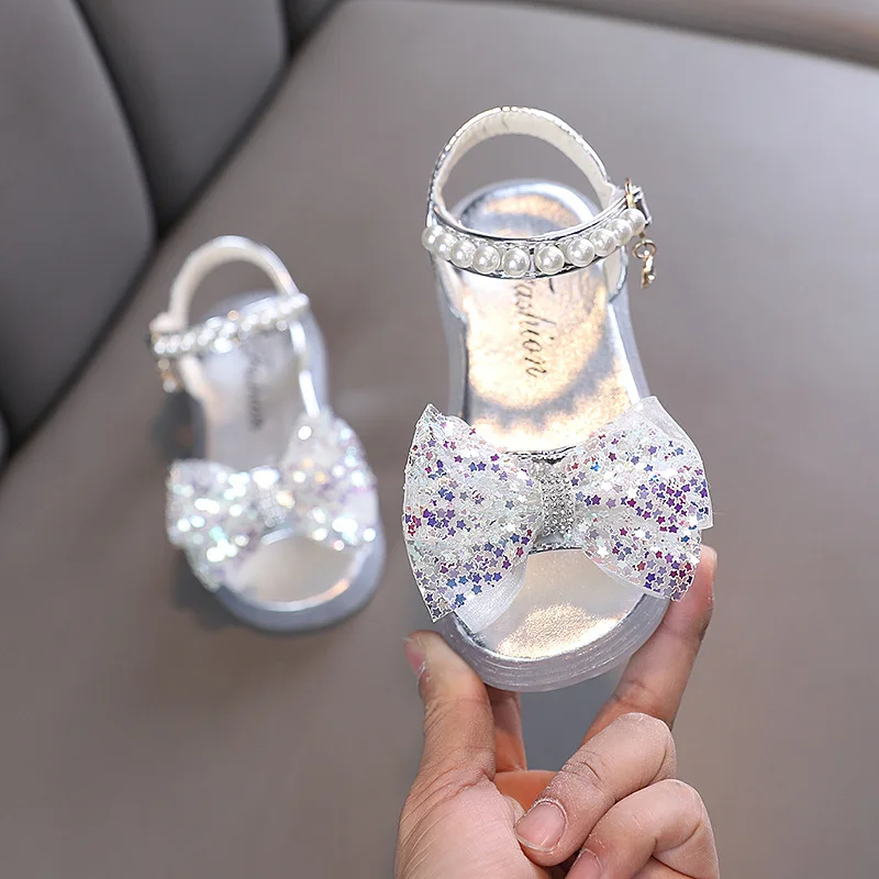 

AINYFU New Girls Bling Sandals Children's Sequins Bow Pearl Party Sandals Fashion Baby Kids Soft Bottom Beach Sandals G976