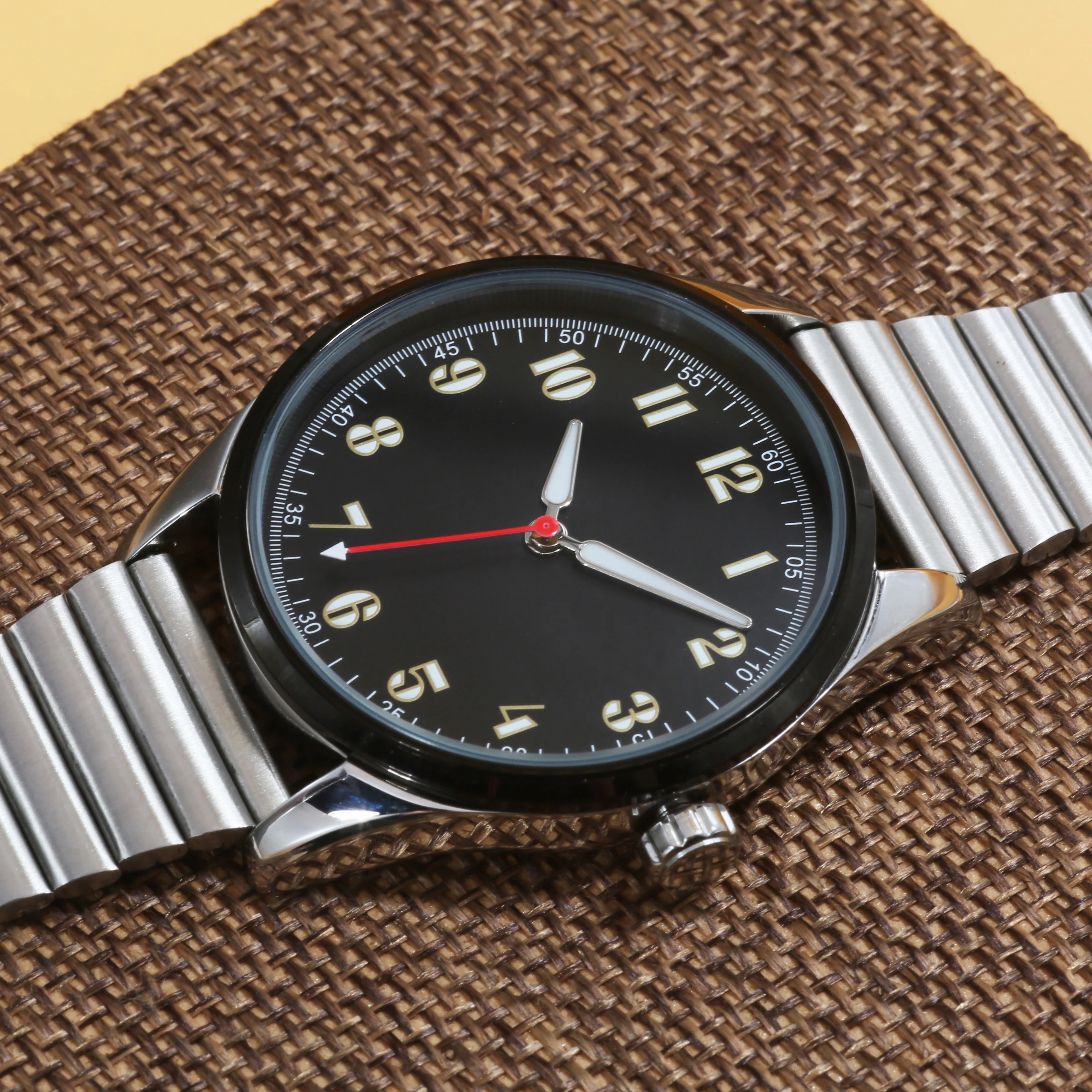 

Men's quartz watch, men's gift wholesale stainless steel case, waterproof and simple design