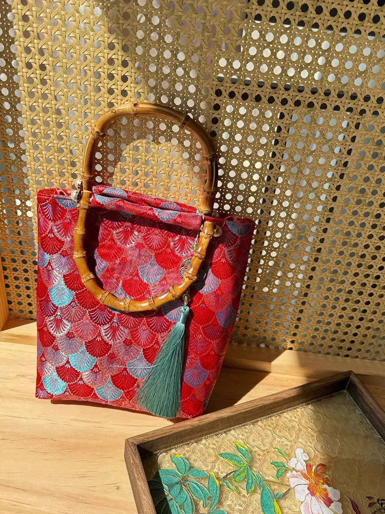 Retro Chinese Elegant Cheongsam Handbag Gentle Exquisite Red Blue Silk Shell Pattern Bamboo Party Leisure Lady Bag