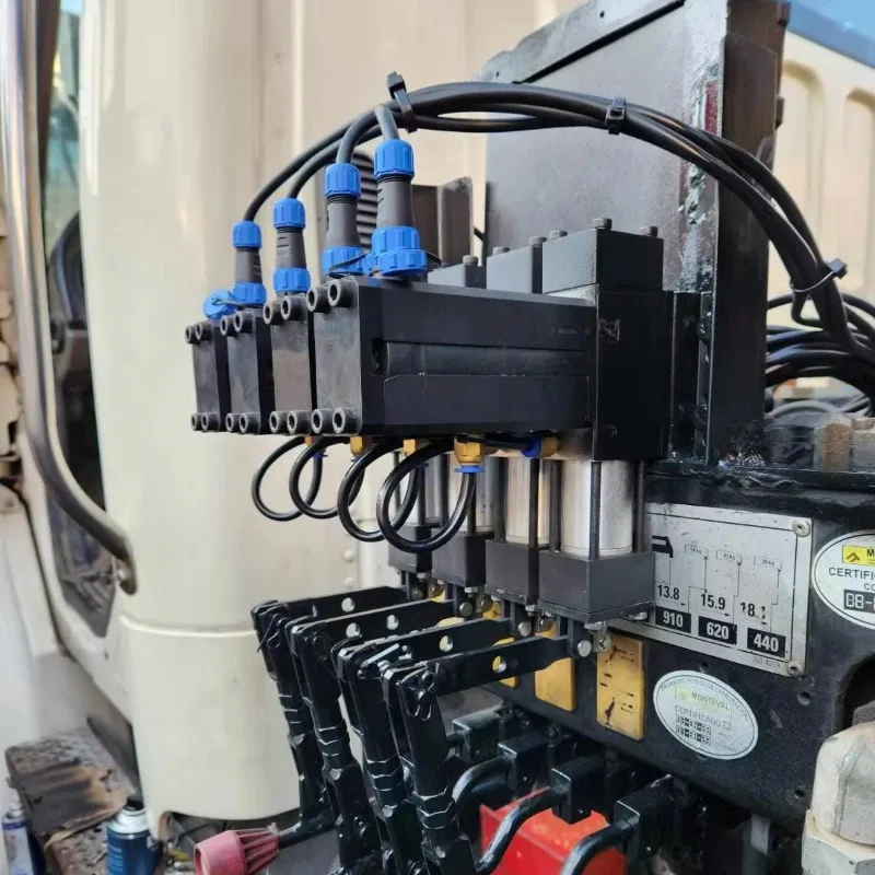 Joystick Command Kits for Truck Cranes 4-Pack