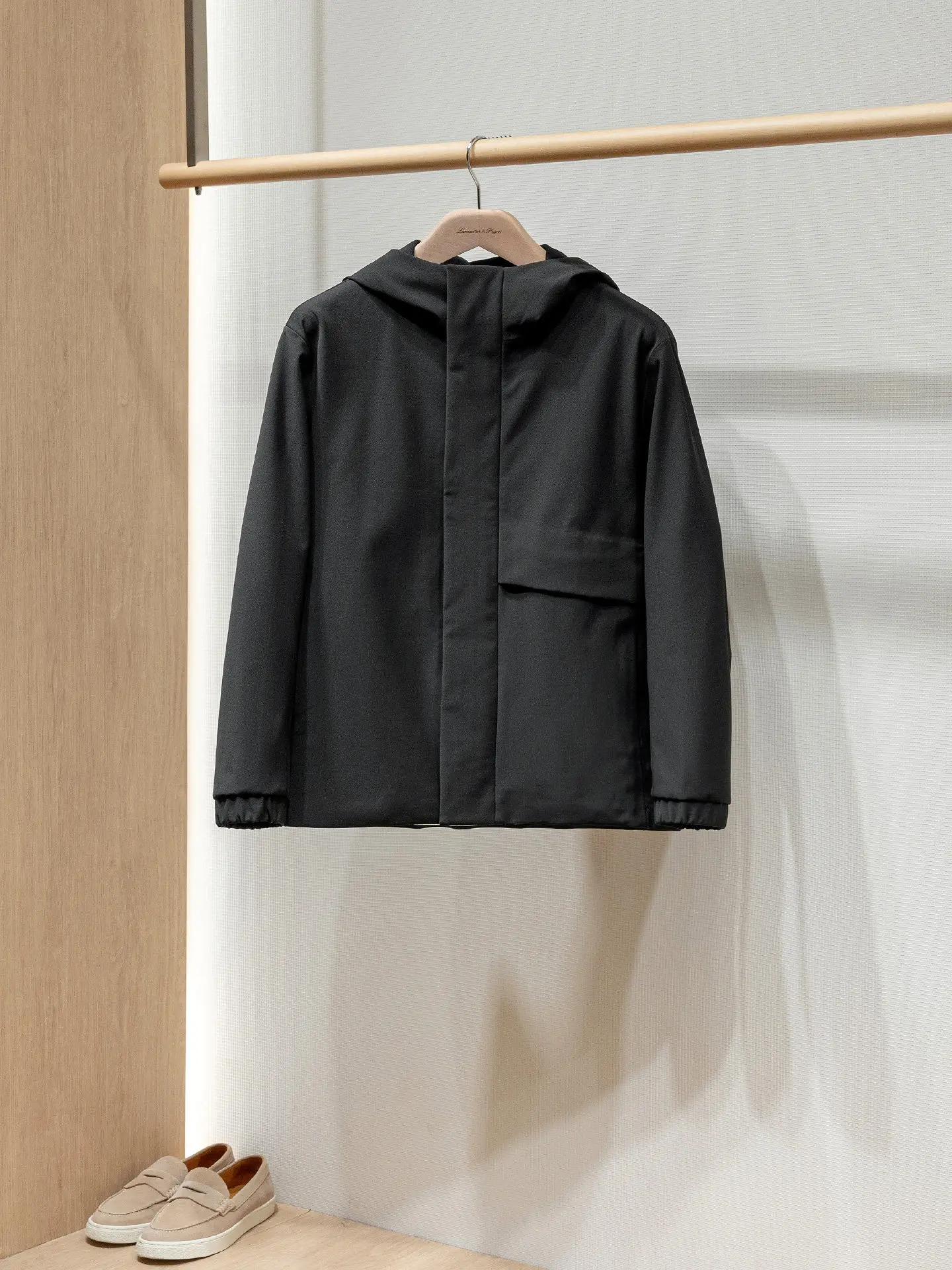 Outdoor glue-pressed jacket worsted wool brushed mid-layer E-PTFE membrane composite hooded jacket