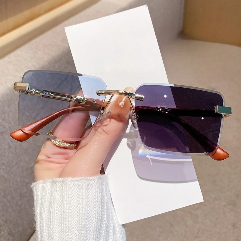 

New Fashionable Frameless Photochromic Sunglasses for Women Trendy Street Style Shades Outdoor UV Protection Sun Glasses