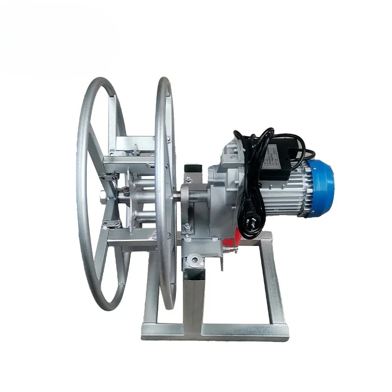 Metal Wire Rope Cable Reel Construction Site Wire Winding Reel Kite Reel Winder Available In 40 & 60 Specification
