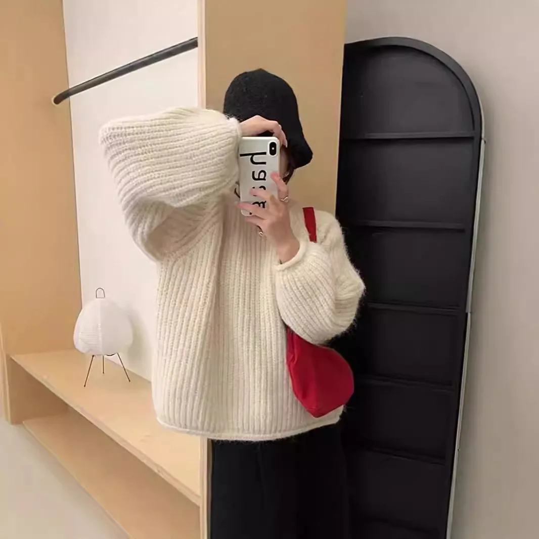 Candy Color Round Neck Sweater Women's Autumn/Winter Japanese Loose Coarse Needle Thick Knitted Sweater Hoodie