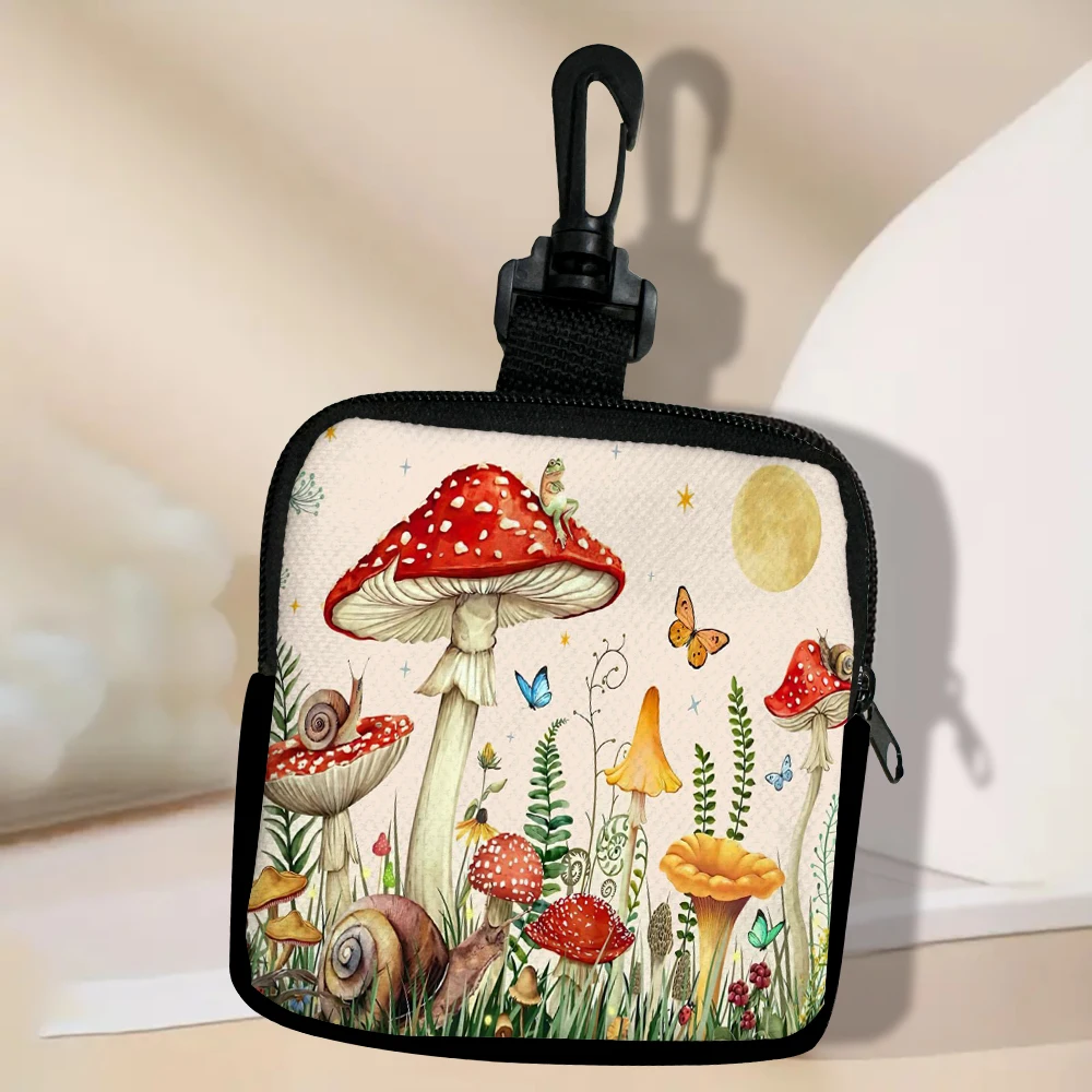 

Colorful Mushrooms Prints Mini Coin Purse Square Sundries Pouch Portable Zipper Earphone Lipstick Storage Bag 7.18