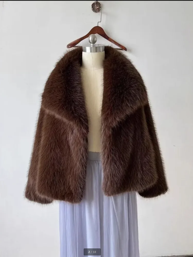 Nowy płaszcz damski z imitacji futra lisa na jesień i zimę, z klapami, ekologiczny, modny, luźny, ciepły, futrzany płaszcz wierzchni.