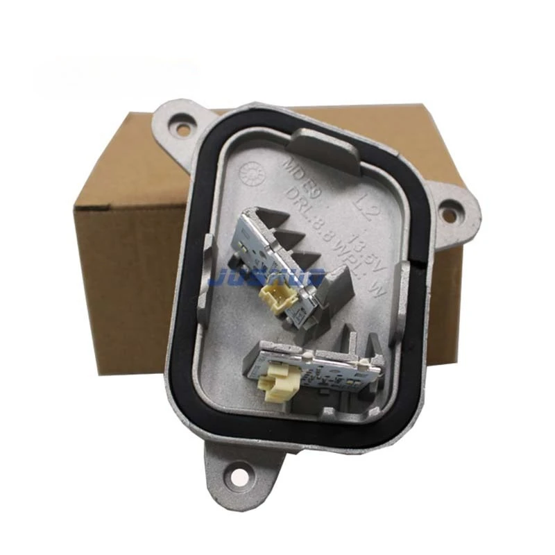 

New 63117470425 63117470426 LED Headlight DRL Daytime Running Light Module LED Light OE# For BMW 3 Series F34 GT 2017