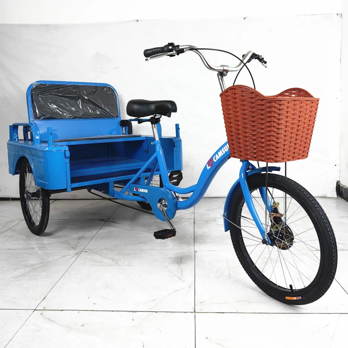 Factory direct sell family use 20inch strong rickshaw 3 wheels cargo tricycle passenger trikes bike with rear big vehicle body