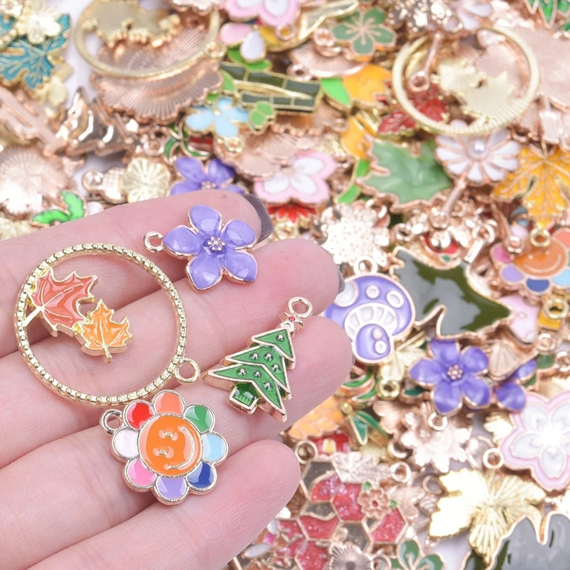 30PCS Random Colorful Mix Enamel Charms Cute Animal Flower Heart Planet Ocean Pendant Accessories Diy Jewelry Making Wholesale