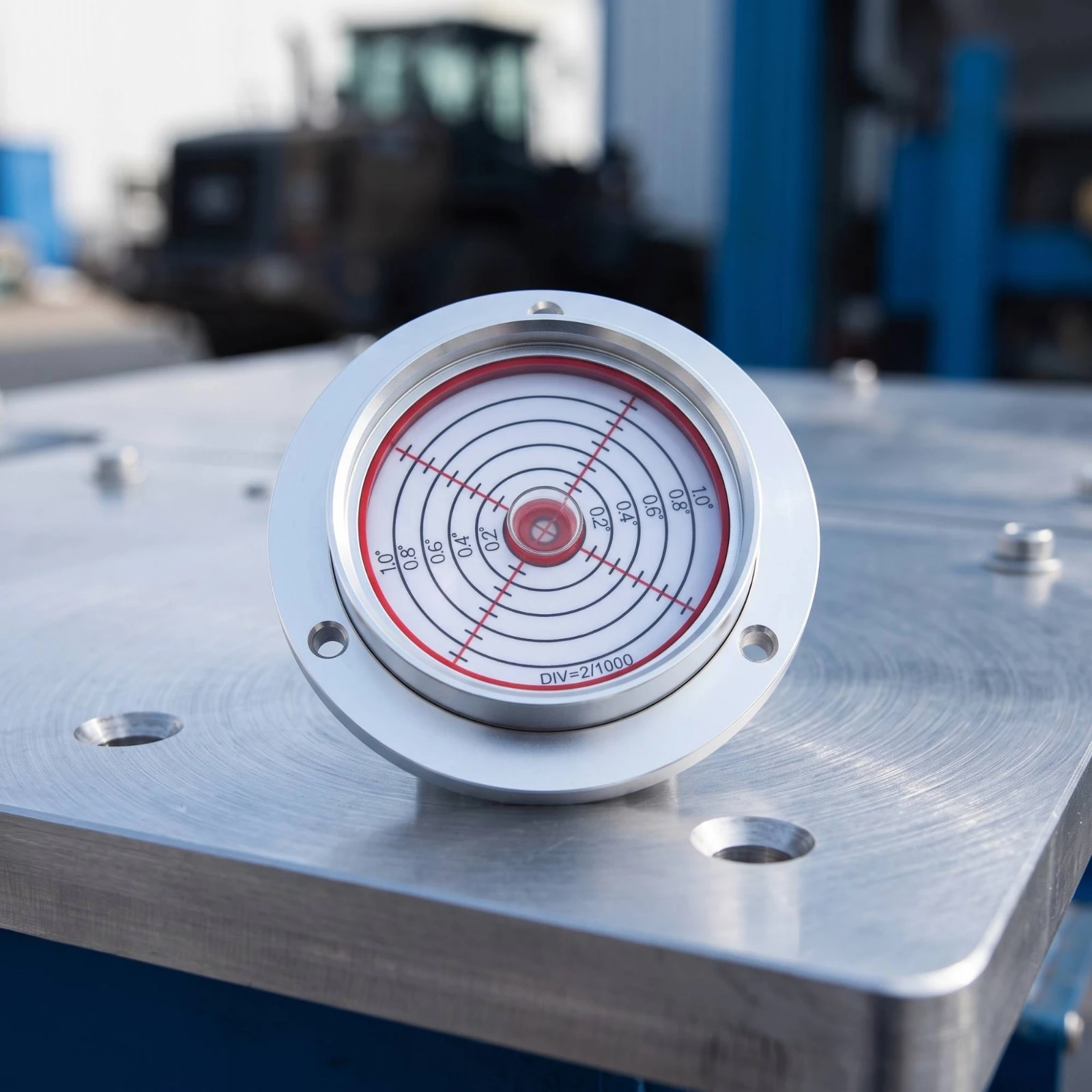 Circular Bubble Level with Mounting Holes Metal Bubble Level with Mounting Holes Professional Heavy-Duty for Installers