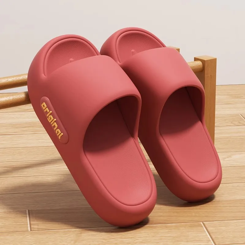 

Women's Thick-soled Cloud Slippers Fashionable Letter Print Sandals Men's Shoes Comfortable Soft-soled Beach Pillow Slippers
