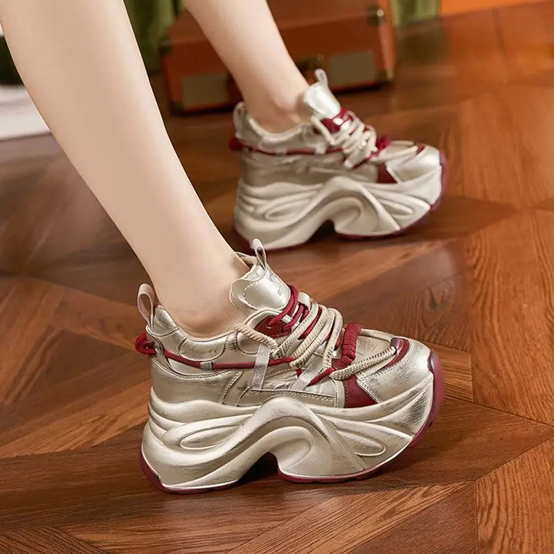 

Vintage Style Thick Bottom Shoes Women's Fashionable Casual Slip-On PU Leather round Toe Wedge Heel Color Block Design