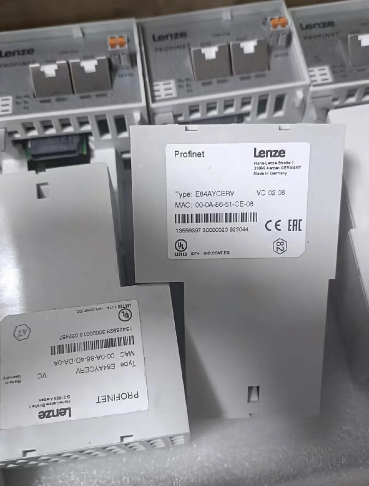 Módulo de comunicación usado E84AYCERV, funcional intacto