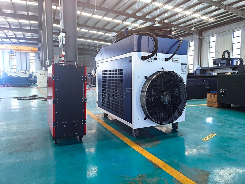 고정밀 6000w 380V 휴대용 섬유 레이저 용접 절단기 6kw 금속 레이저 용접 기계 판매