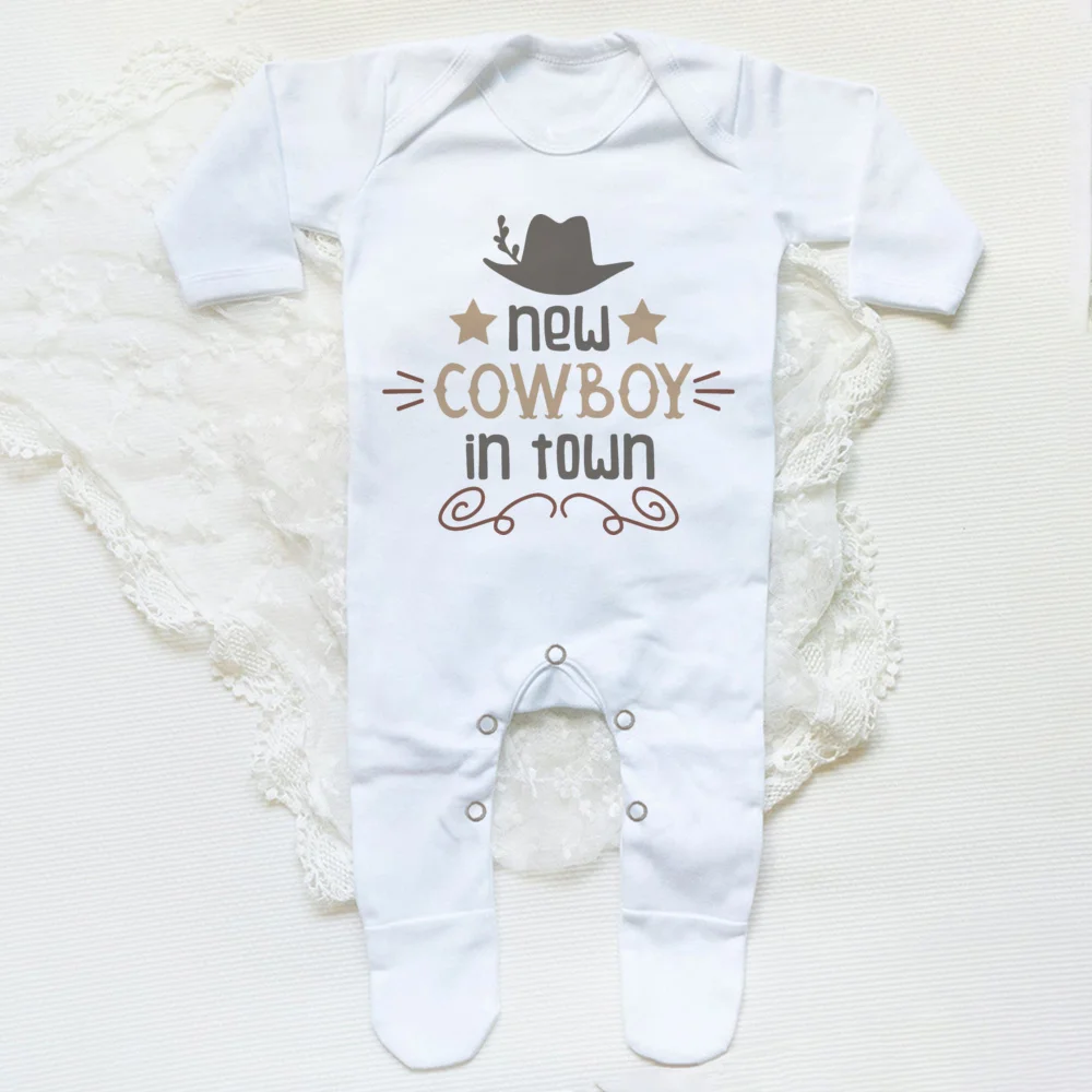 New Cowboy In Town Print Baby Sleepsuit Boy Girl Funny Clothes Babygrow Sleepsuit Baby Coming Home Outfits Newbron Shower Gift