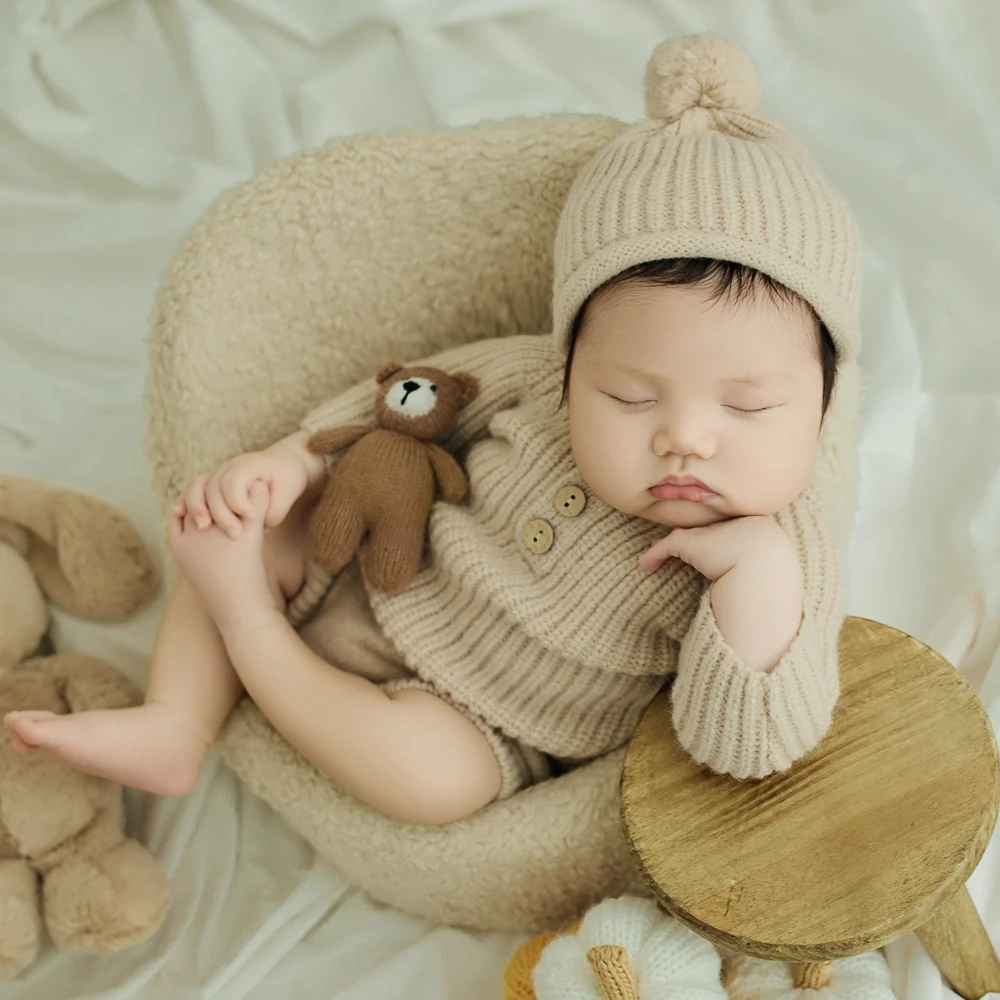 Knitted Newborn Boy Clothes Baby Photography Props Long Sleeve Baby Jumpsuit with Pom Pom Hat Beige Newborn Outfit Photo Props